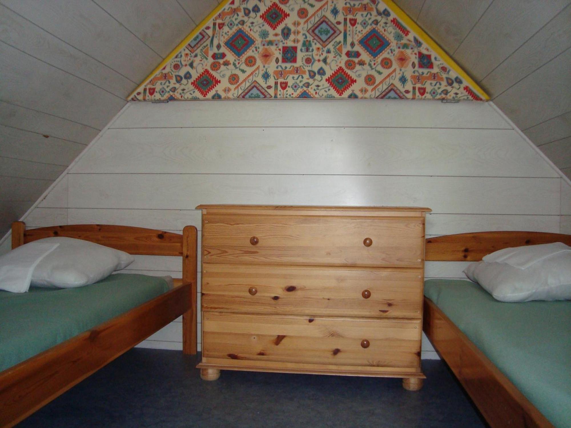 Camping Paradis Bellerive Montfrin Номер фото