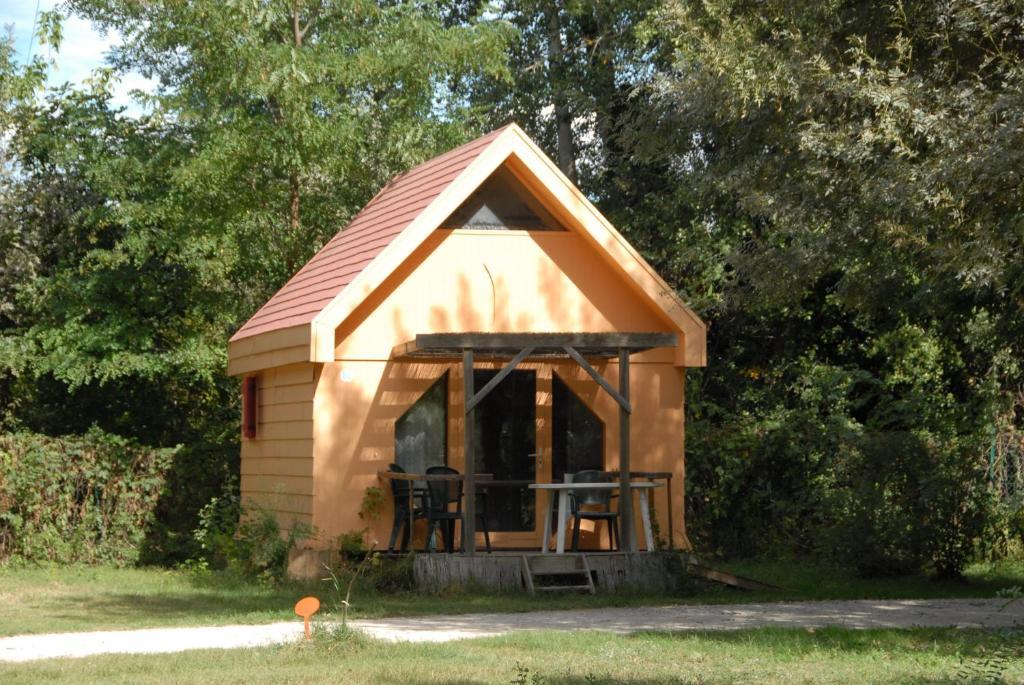 Camping Paradis Bellerive Montfrin Екстер'єр фото
