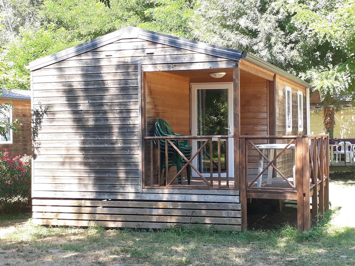 Camping Paradis Bellerive Montfrin Екстер'єр фото